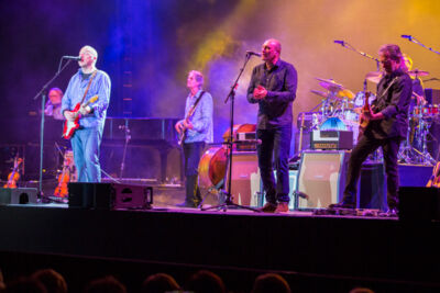 Mark Knopfler @ Sportpaleis, picture 2, photographed by Stef Dierckx - FrontView Magazine