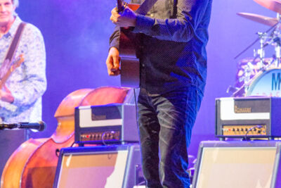 Mark Knopfler @ Sportpaleis, picture 13, photographed by Stef Dierckx - FrontView Magazine