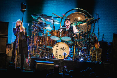 Fleetwood Mac @ Sportpaleis, picture 1, photographed by Elke Briers - FrontView Magazine