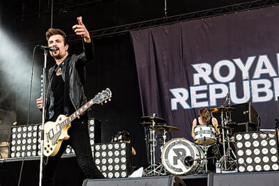 Royal Republic @ Rock Am Ring 2015, foto 29, foto's door Edwin Houdevelt - FrontView Magazine