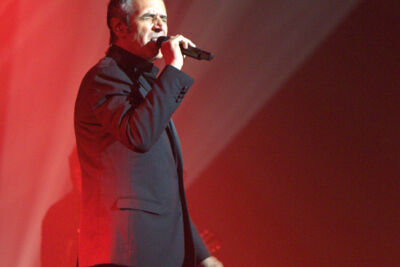Julien Clerc @ Vorst Nationaal, foto 2, foto's door Bart Baevegems - FrontView Magazine