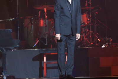 Julien Clerc @ Vorst Nationaal, foto 4, foto's door Bart Baevegems - FrontView Magazine