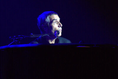 Julien Clerc @ Vorst Nationaal, foto 22, foto's door Bart Baevegems - FrontView Magazine