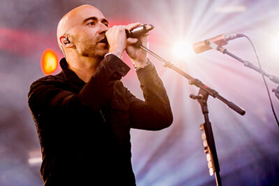 Ed Kowalczyk @ Retropop 2015, picture 6, photographed by Elke Briers - FrontView Magazine