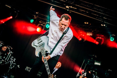 OMD @ Retropop 2015, picture 5, photographed by Elke Briers - FrontView Magazine