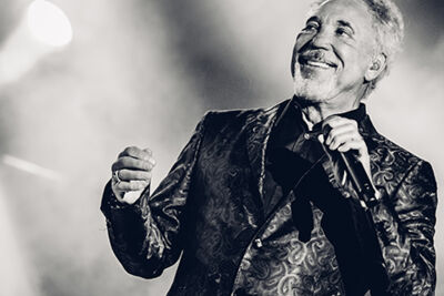 Tom Jones @ Retropop 2015, picture 1, photographed by Elke Briers - FrontView Magazine