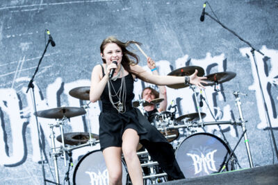 Beyond The Black @ NOVA ROCK 2015, foto 7, foto's door Dorien Goetschalckx - FrontView Magazine