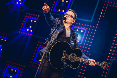 Guus Meeuwis - Groots met een zachte G @ Philips Stadion Eindhoven, foto 23, foto's door Elke Briers - FrontView Magazine