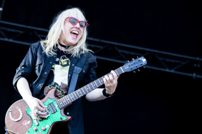 L7 @ NOVA ROCK 2015, foto 9, foto's door Dorien Goetschalckx - FrontView Magazine