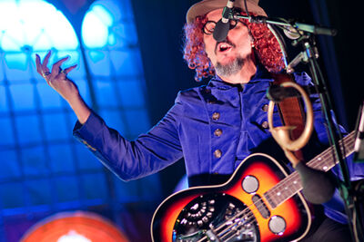 Primus @ AB, foto 8, foto's door Magali Decamps - FrontView Magazine