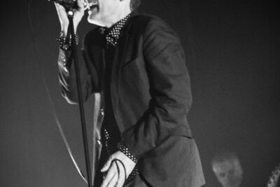 The Jesus and Mary Chain @ Best Kept Secret Festival 2015 - Dag 1, picture 13, photographed by Tom Stessens - FrontView Magazine