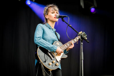 Little May @ Best Kept Secret Festival 2015 - Dag 2, picture 11, photographed by Tom Stessens - FrontView Magazine
