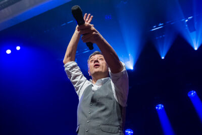 Bart Peeters - Benefietconcert @ De Roma Borgerhout, picture 9, photographed by Guy Danneels - FrontView Magazine