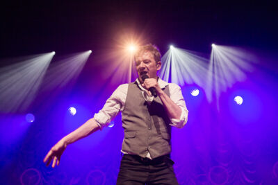 Bart Peeters - Benefietconcert @ De Roma Borgerhout, picture 44, photographed by Guy Danneels - FrontView Magazine