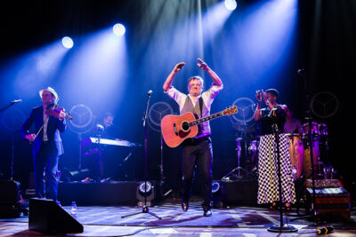 Bart Peeters - Benefietconcert @ De Roma Borgerhout, picture 61, photographed by Guy Danneels - FrontView Magazine
