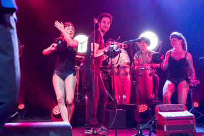 Bart Peeters - Benefietconcert @ De Roma Borgerhout, picture 142, photographed by Guy Danneels - FrontView Magazine