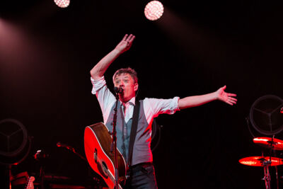 Bart Peeters - Benefietconcert @ De Roma Borgerhout, picture 157, photographed by Guy Danneels - FrontView Magazine