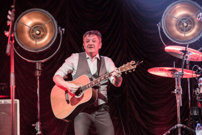 Bart Peeters - Benefietconcert @ De Roma Borgerhout, picture 162, photographed by Guy Danneels - FrontView Magazine