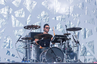 Oscar and the Wolf op Rock voor Specials - Dag 1 @ Evergem, picture 15, photographed by Guy Danneels - FrontView Magazine