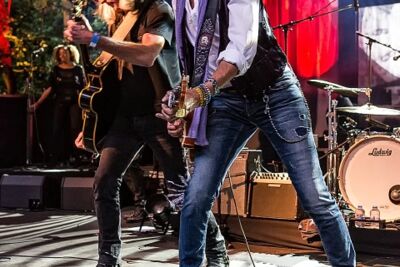 The Scabs @ OLT Rivierenhof, picture 3, photographed by Edwin Houdevelt - FrontView Magazine
