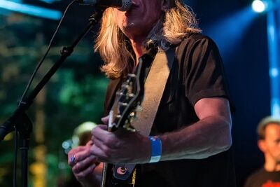 The Scabs @ OLT Rivierenhof, picture 23, photographed by Edwin Houdevelt - FrontView Magazine