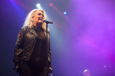 adriaen Brouwer Bierfeesten Kim Wilde, picture 12, photographed by Frank Lambrechts - FrontView Magazine
