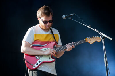 BRNS @ grensrock Menen, picture 9, photographed by Devid Camerlynck - FrontView Magazine