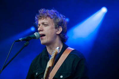 Steve Gunn @ grensrock Menen, picture 3, photographed by Devid Camerlynck - FrontView Magazine