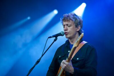 Steve Gunn @ grensrock Menen, picture 6, photographed by Devid Camerlynck - FrontView Magazine