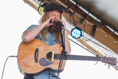 Stu Larsen @ Down The Rabbit Hole 2015, picture 12, photographed by Dorien Goetschalckx - FrontView Magazine