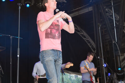 De Bende met Arne en Nasrien - Kanaalfeesten Dag 2 @ Willebroek, foto 4, foto's door Guy Danneels - FrontView Magazine