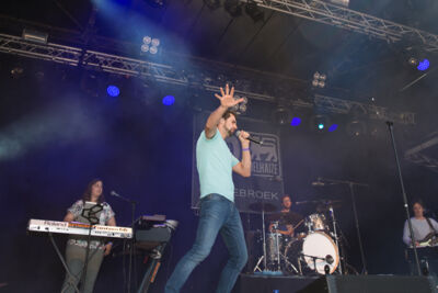 De Bende met Arne en Nasrien - Kanaalfeesten Dag 2 @ Willebroek, foto 5, foto's door Guy Danneels - FrontView Magazine