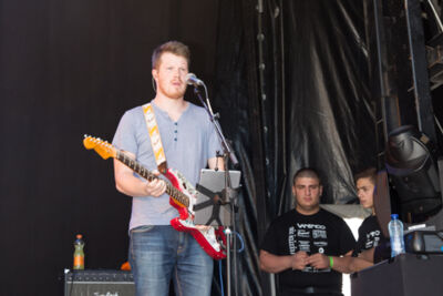 De Bende met Arne en Nasrien - Kanaalfeesten Dag 2 @ Willebroek, foto 14, foto's door Guy Danneels - FrontView Magazine