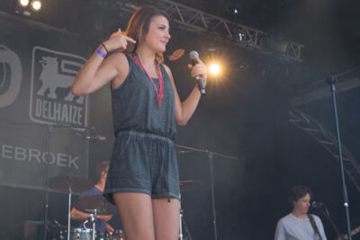 De Bende met Arne en Nasrien - Kanaalfeesten Dag 2 @ Willebroek, foto 15, foto's door Guy Danneels - FrontView Magazine