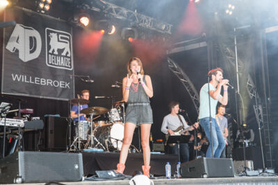 De Bende met Arne en Nasrien - Kanaalfeesten Dag 2 @ Willebroek, foto 16, foto's door Guy Danneels - FrontView Magazine