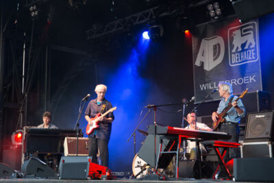 Raymond van het Groenewoud - Kanaalfeesten Dag 2 @ Willebroek, picture 20, photographed by Guy Danneels - FrontView Magazine