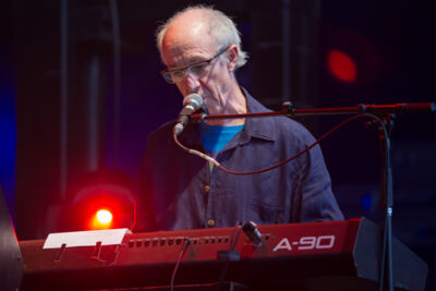 Raymond van het Groenewoud - Kanaalfeesten Dag 2 @ Willebroek, picture 25, photographed by Guy Danneels - FrontView Magazine