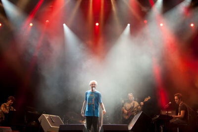 Adriaen Brouwer Bierfeesten Raymond van het Groenewoud, picture 1, photographed by Frank Lambrechts - FrontView Magazine