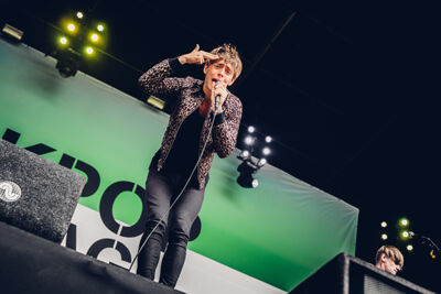 Orange Skyline @ Parkpop 2015, picture 1, photographed by Elke Briers - FrontView Magazine