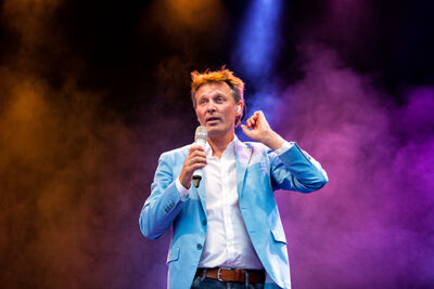 Adriaen Brouwer Bierfeesten De Romeo's, picture 5, photographed by Frank Lambrechts - FrontView Magazine