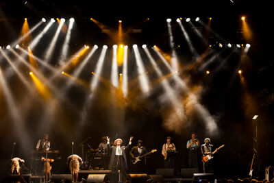 Adriaen Brouwer Bierfeesten Kid Creole and the Coconuts, picture 5, photographed by Frank Lambrechts - FrontView Magazine