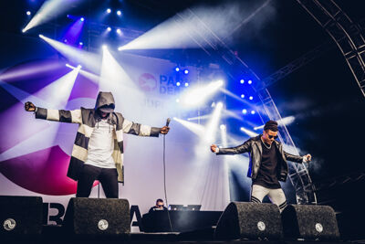 Nico & Vinz @ Parkpop 2015, picture 1, photographed by Elke Briers - FrontView Magazine