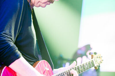Santana The Corazon tour, picture 7, photographed by Tom Stessens - FrontView Magazine