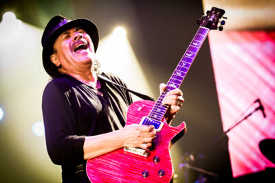 Santana The Corazon tour, picture 18, photographed by Tom Stessens - FrontView Magazine