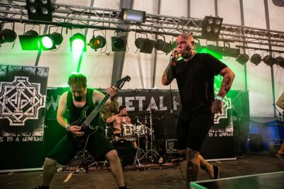 Knives to a gunfight @ Antwerp Metal Fest 2015, foto 3, foto's door Edwin Houdevelt - FrontView Magazine