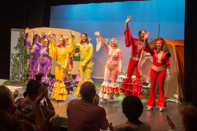 Première Zo mooi, zo blond @ Fakkelteater, picture 45, photographed by Goele Bormans - FrontView Magazine
