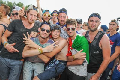 Summerfestival Zaterdag - Deel 1, picture 22, photographed by Youri Vanlommel - FrontView Magazine