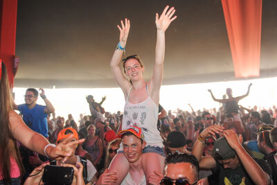 Summerfestival Zaterdag - Deel 1, picture 79, photographed by Youri Vanlommel - FrontView Magazine
