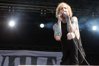 Vitja @ Vainstream Rockfest 2015, picture 2, photographed by Dorien Goetschalckx - FrontView Magazine
