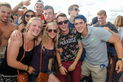 Summerfestival 2015 @ Middenvijver Zondag - deel 1, foto 16, foto's door Dimitri Vanlommel - FrontView Magazine